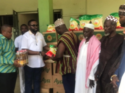 MCE donates food items to Muslim Clerics in Amasaman ahead of EID-UL-FITR